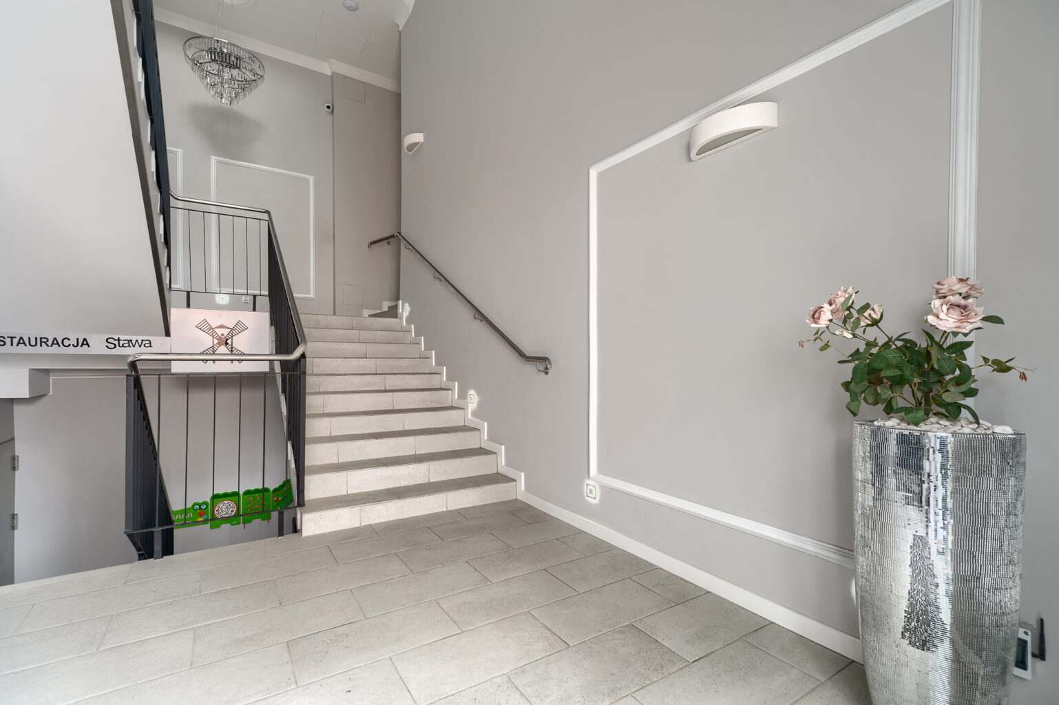 Korytarze_18-1538x1024